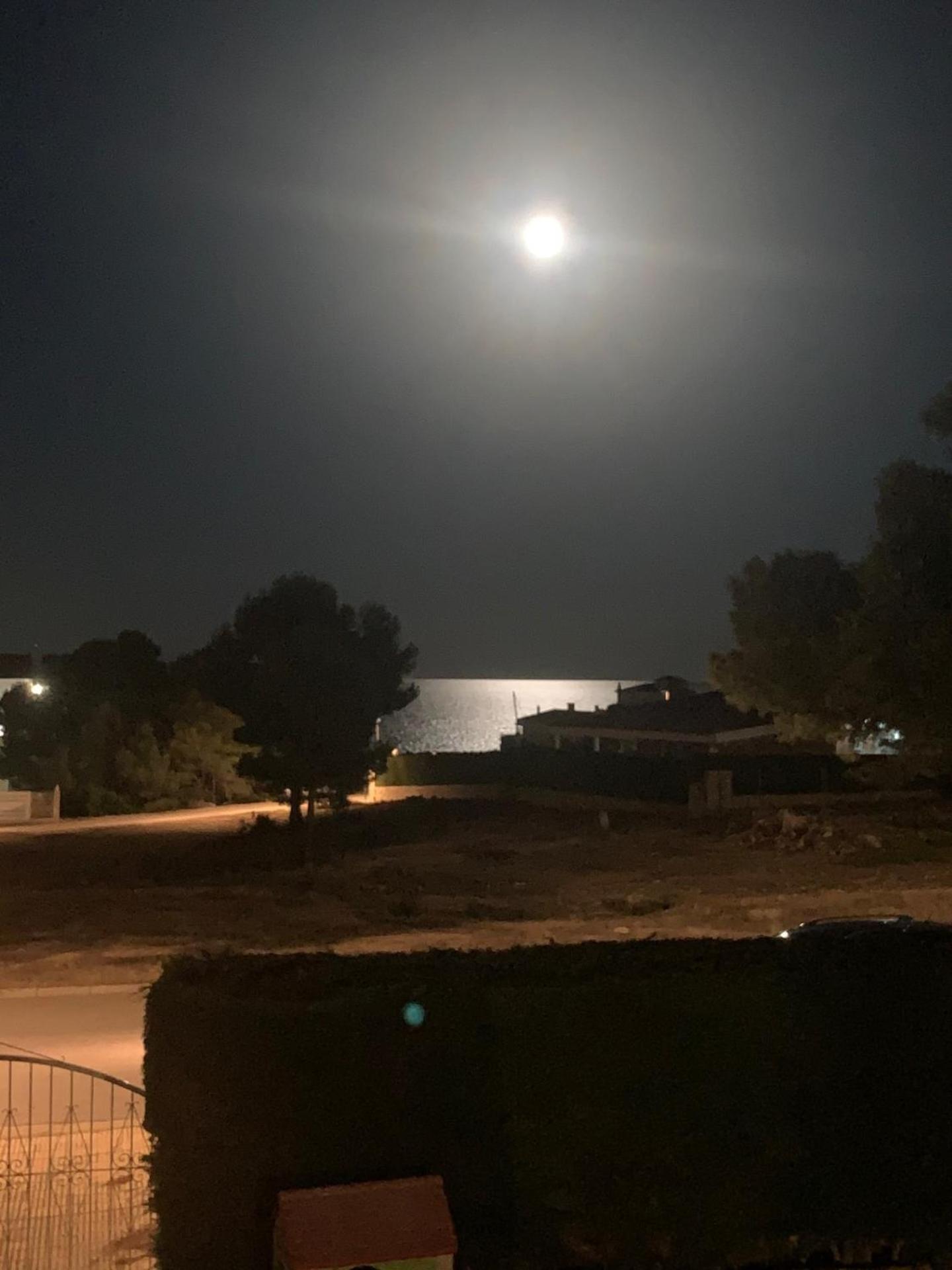 Casa Josep, Urbanizacion Calafat, Zona Residencial, Frente Al Mar, A 5 Mn De La Playa, Wifi Y Aire Acondicionado *