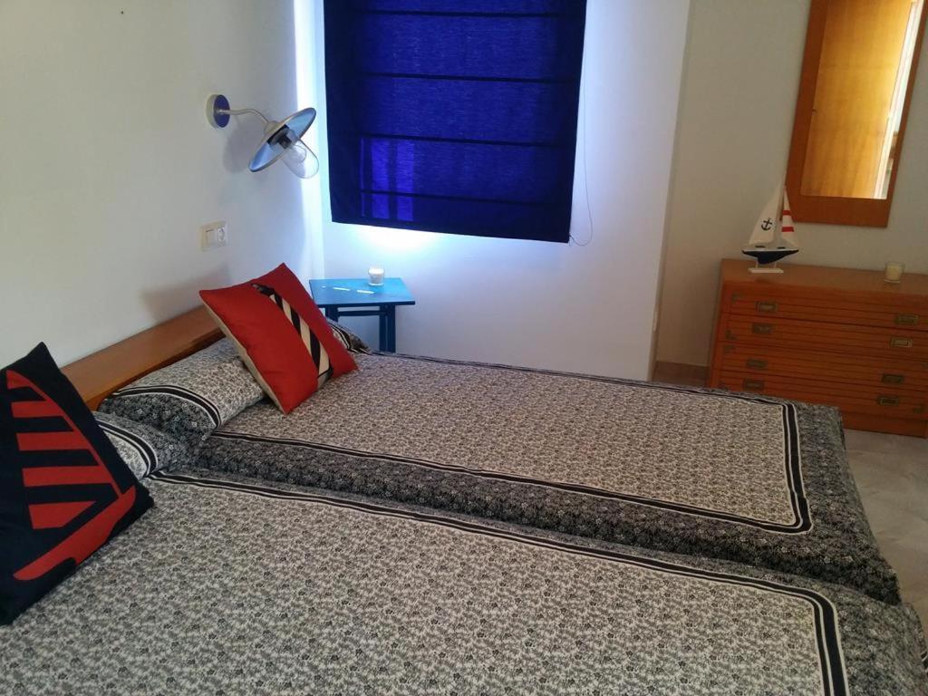 Holiday home Casa Josep, Urbanizacion Calafat, Zona Residencial, Frente Al Mar, A 5 Mn De La Playa, Wifi Y Aire Acondicionado *